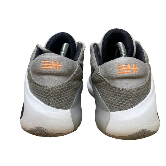 Nike Zoom Freak 1 Men's Size 8.5 Shoes Sneakers Gray Basketball BQ5422-002 - Picture 3 of 10